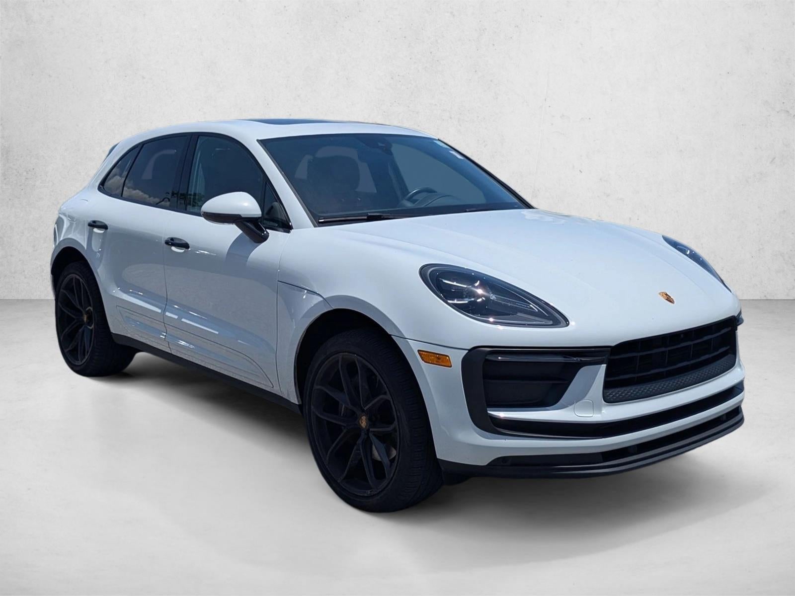2022 Porsche Macan AWD
