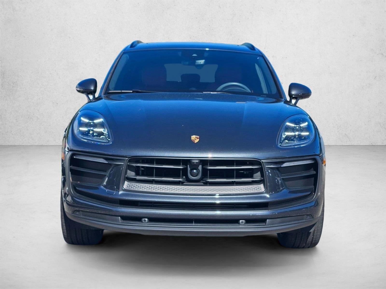 2025 Porsche Macan AWD