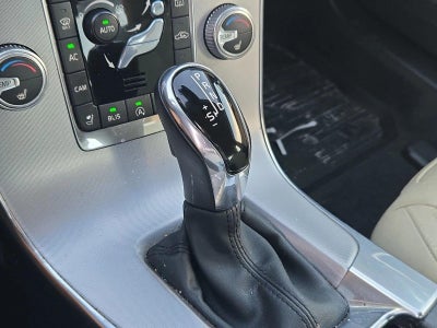 2017 Volvo S60 T5 FWD Dynamic