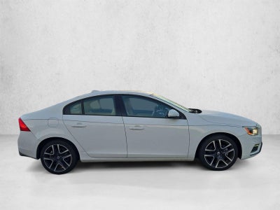 2017 Volvo S60 T5 FWD Dynamic