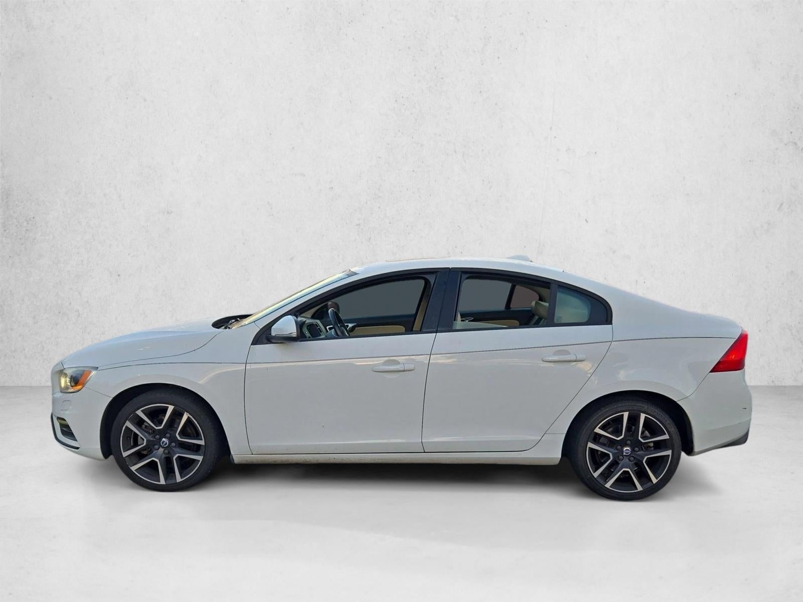 2017 Volvo S60 T5 FWD Dynamic