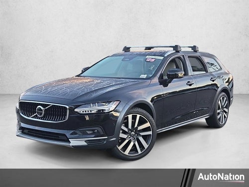 2025 Volvo V90 Cross Country B6 AWD Plus