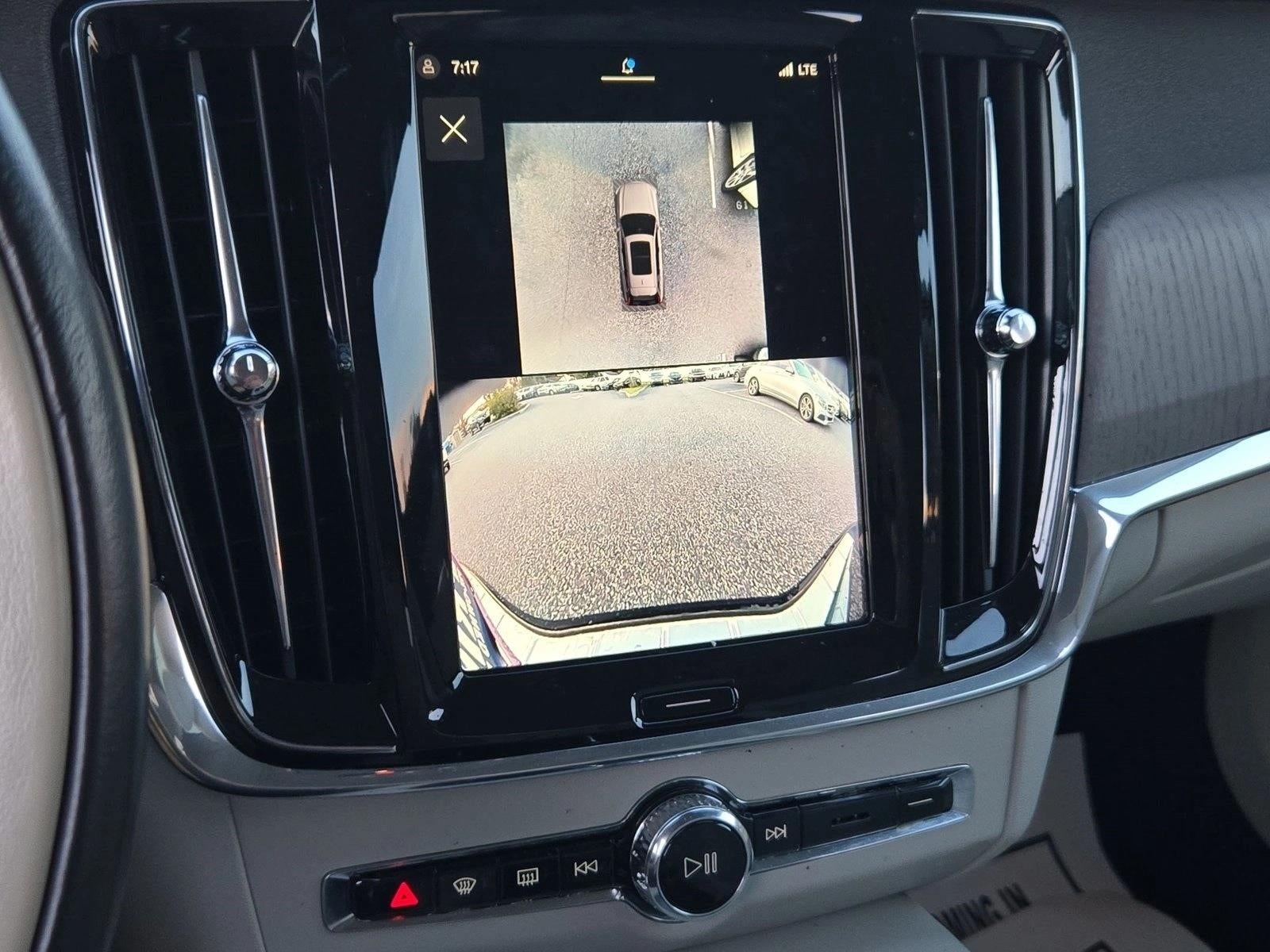 2025 Volvo V90 Cross Country B6 AWD Plus