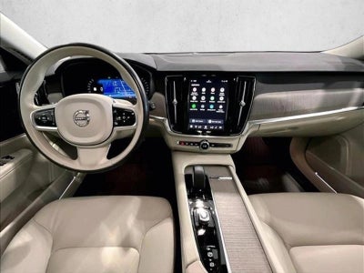 2025 Volvo V90 Cross Country B6 AWD Plus