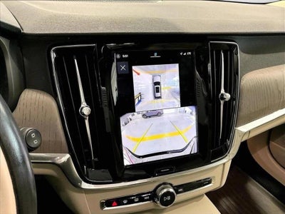 2025 Volvo V90 Cross Country B6 AWD Plus