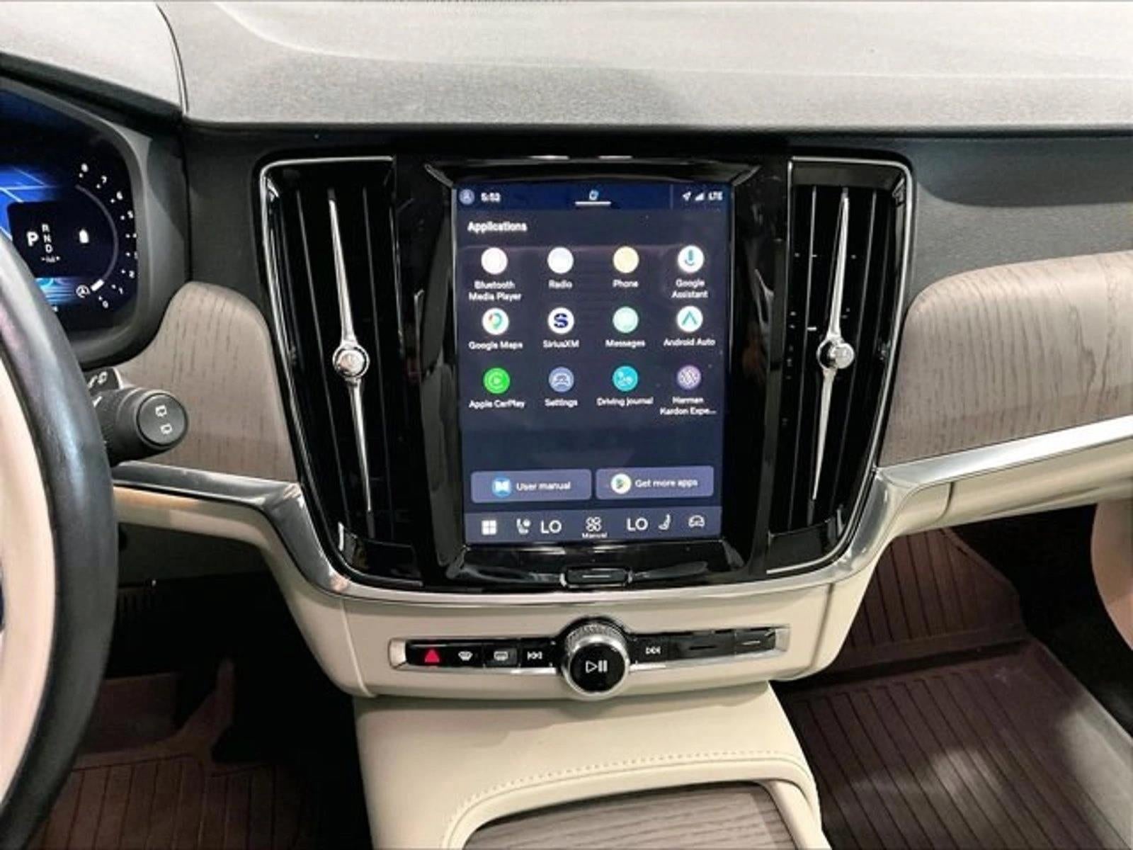 2025 Volvo V90 Cross Country B6 AWD Plus