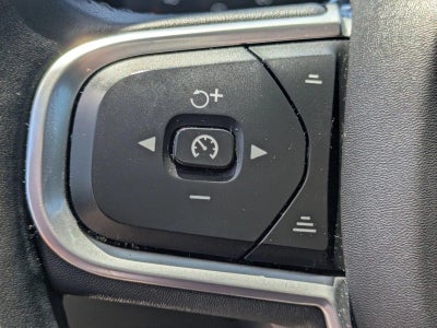2021 Volvo XC60 T5 FWD Momentum