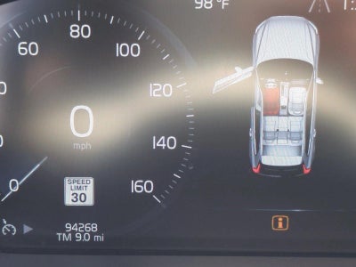 2018 Volvo XC60 T6 AWD Momentum