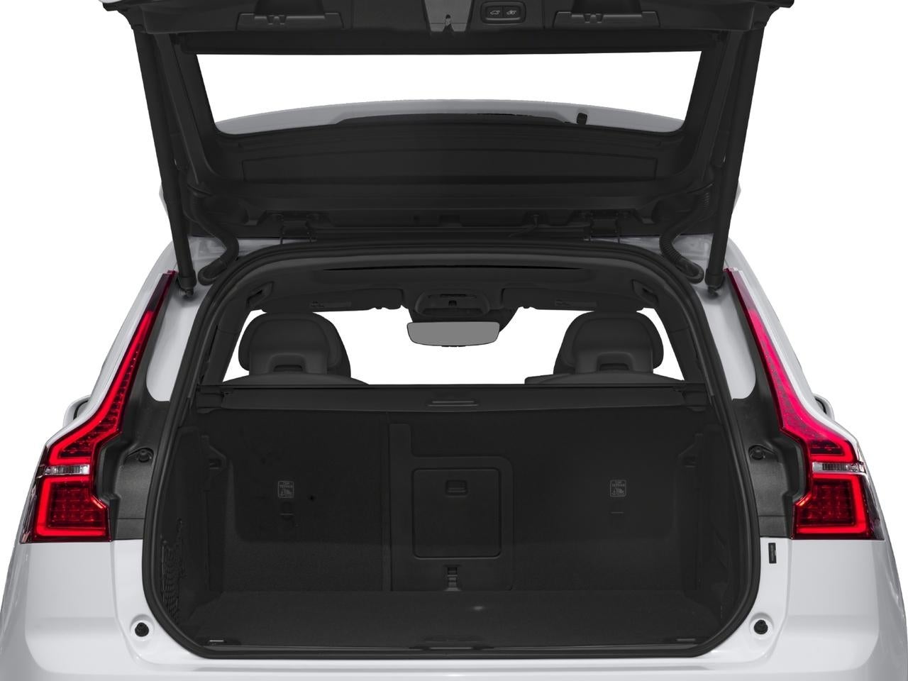 2018 Volvo XC60 T6 AWD Momentum