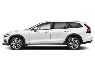 2023 Volvo V60 Cross Country B5 AWD Plus