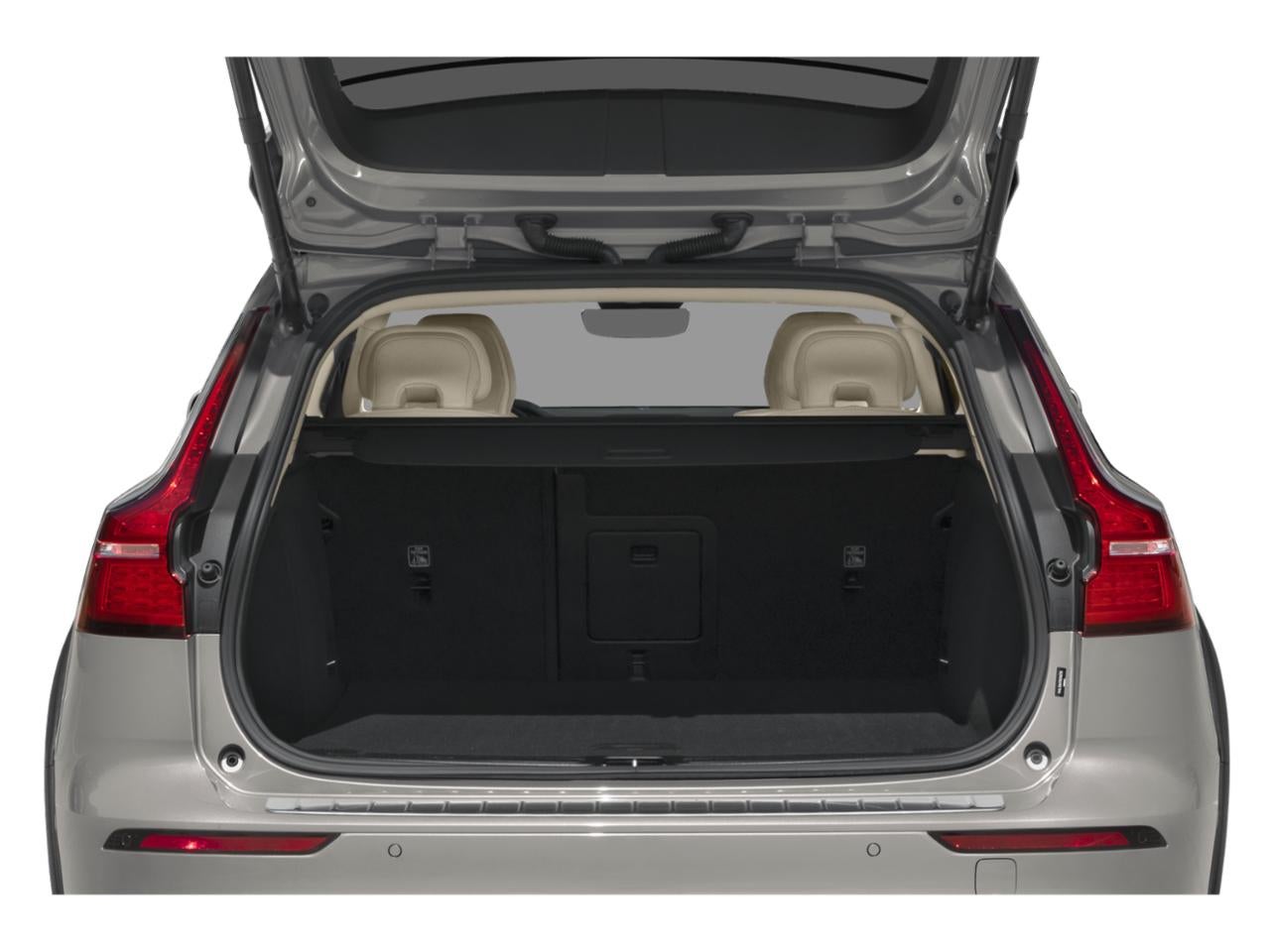 2023 Volvo V60 Cross Country B5 AWD Plus