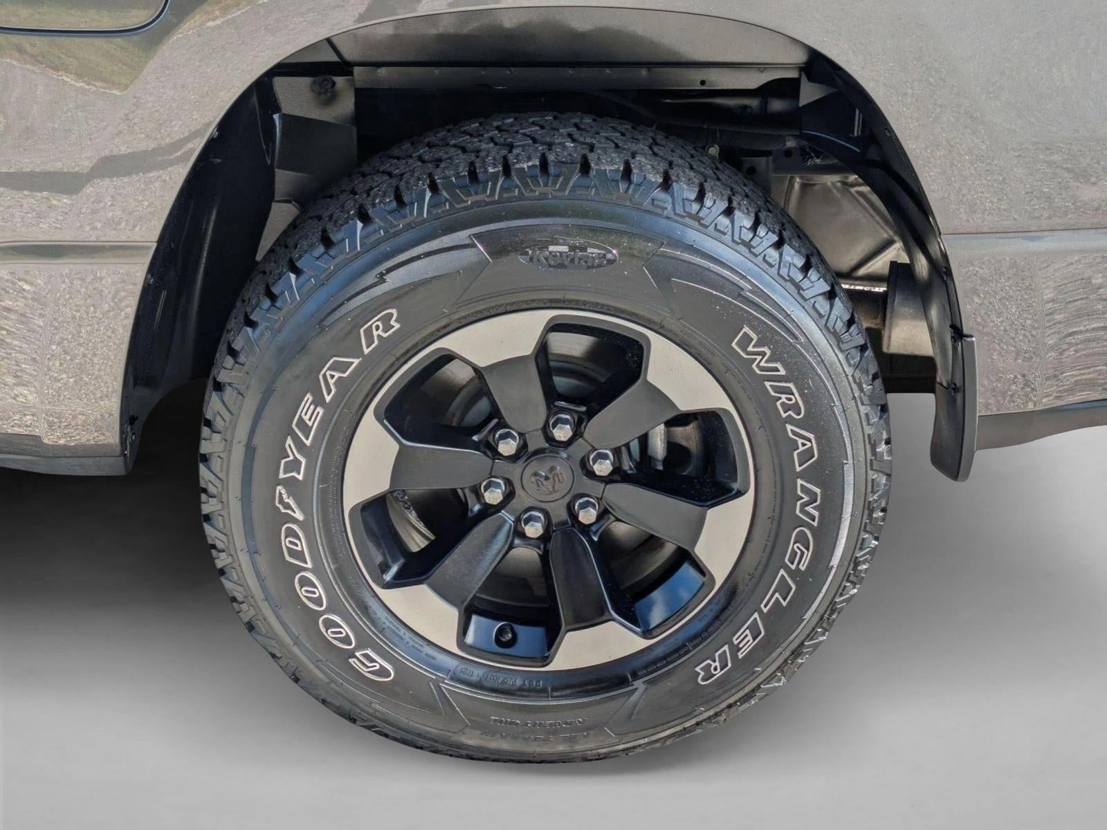 2019 RAM 1500 Big Horn/Lone Star 4x2 Quad Cab 6'4" Box