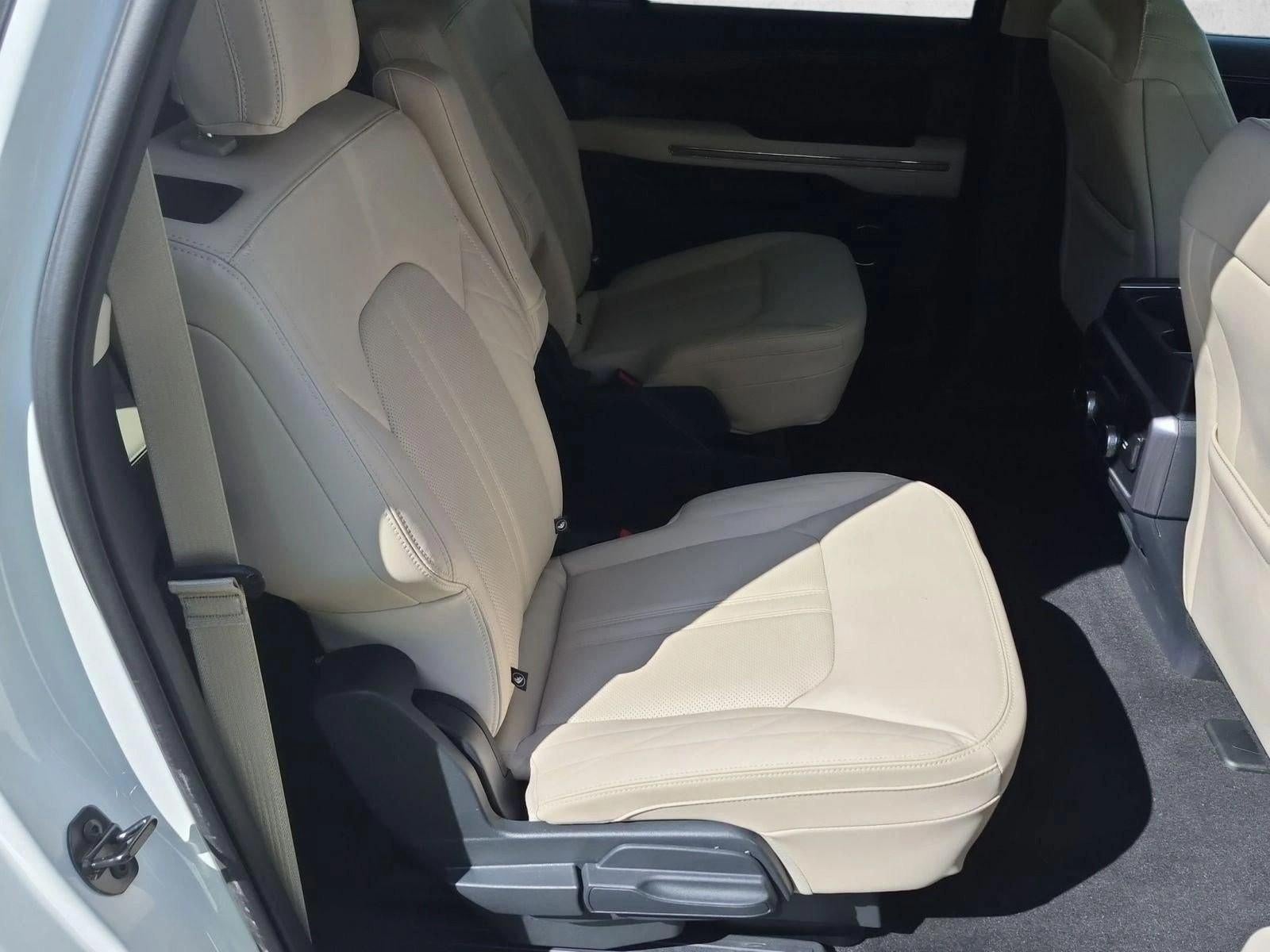 2023 Ford Expedition Max Platinum 4x4