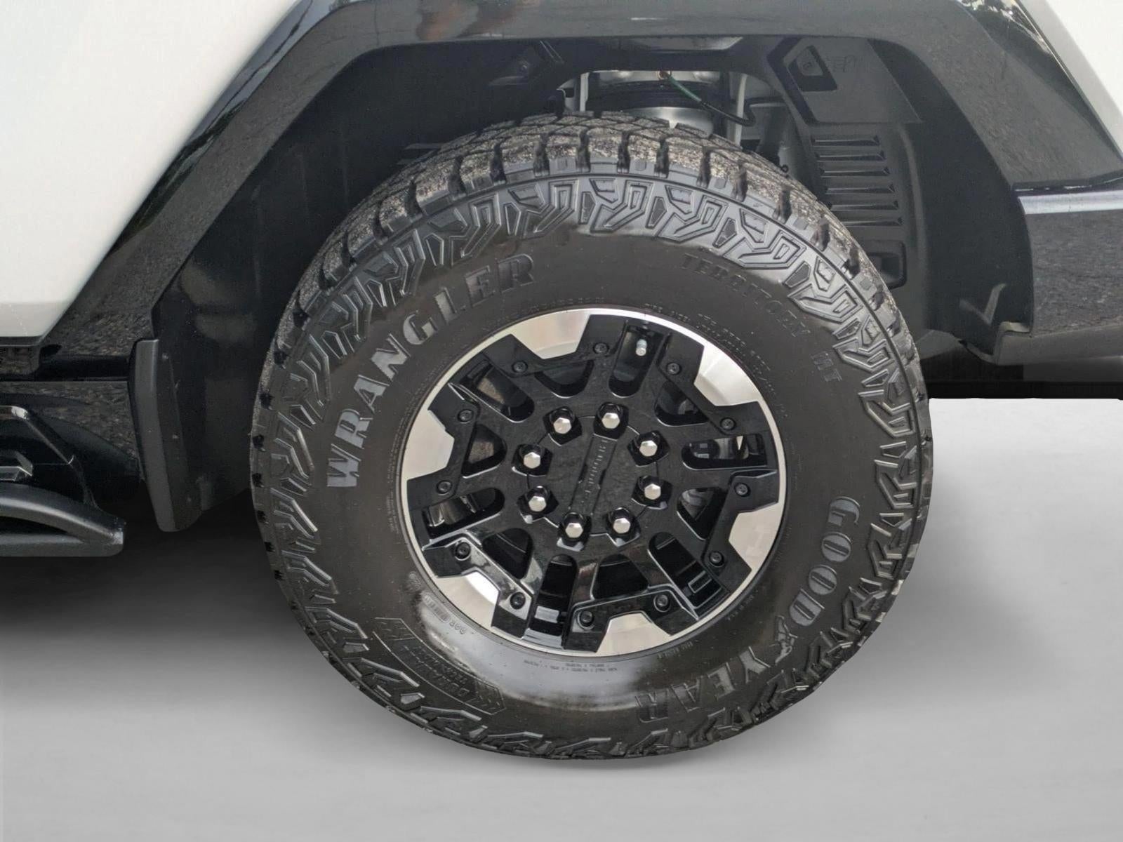 2022 GMC HUMMER EV e4WD Crew Cab Edition 1