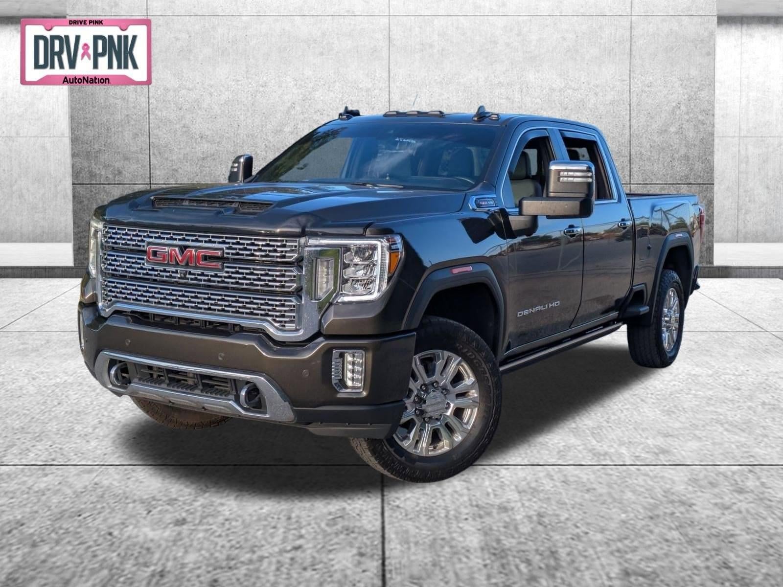 2022 GMC Sierra 3500HD Crew Cab Standard Box 4-Wheel Drive Denali