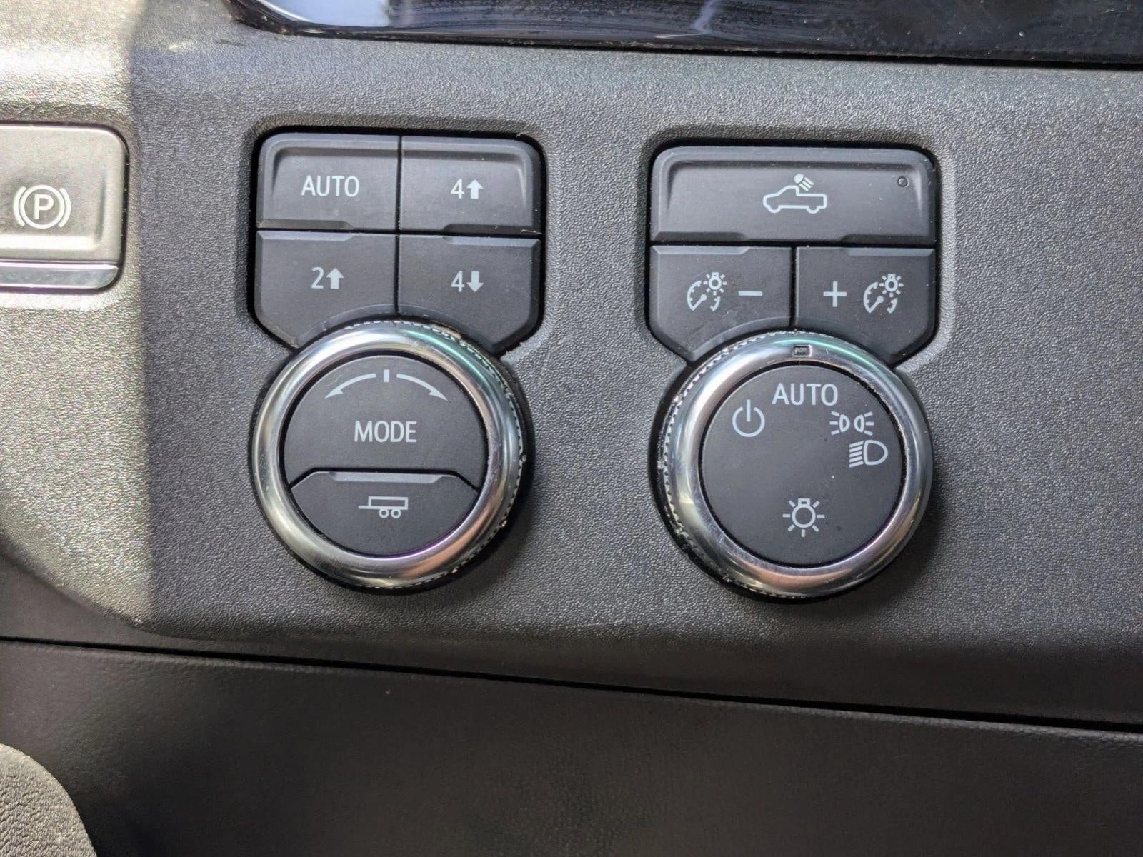 2022 GMC Sierra 1500 Double Cab Standard Box 4-Wheel Drive SLE