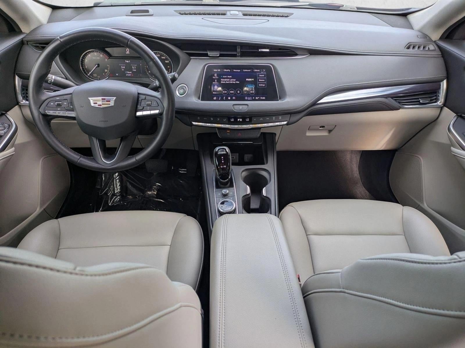 2022 Cadillac XT4 FWD 4dr Luxury