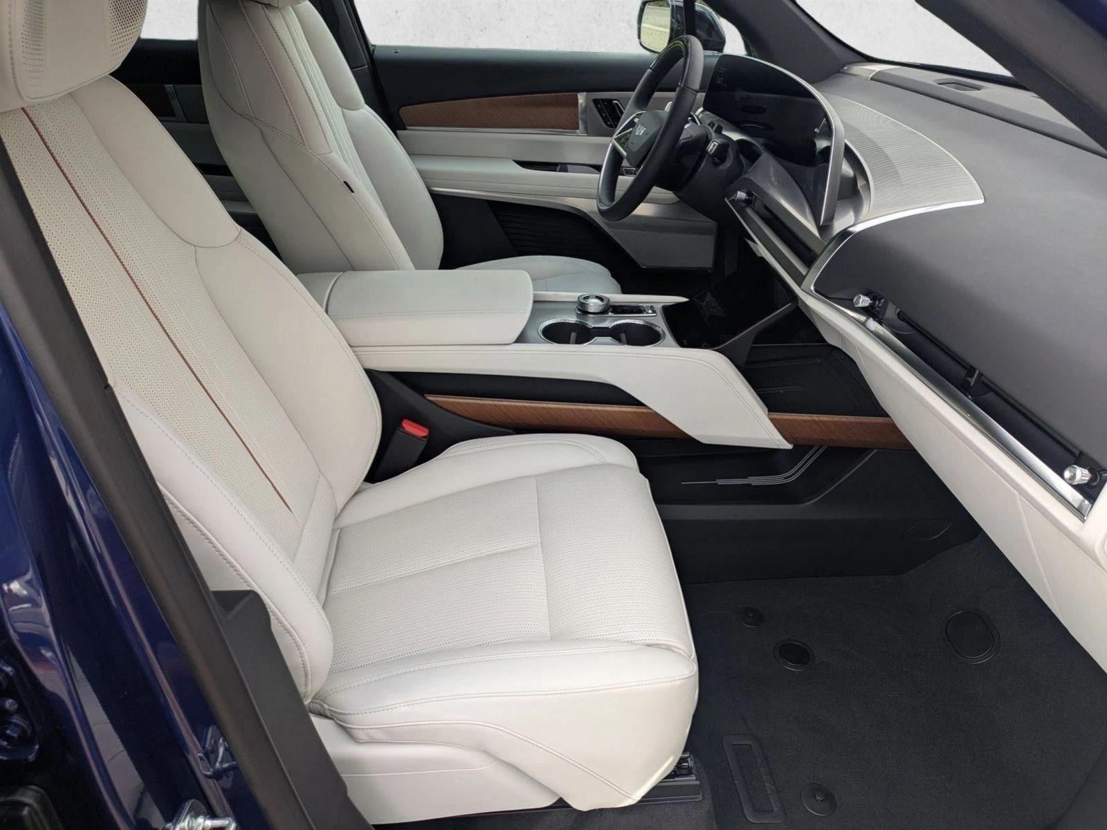 2026 Cadillac VISTIQ AWD 4dr Sport