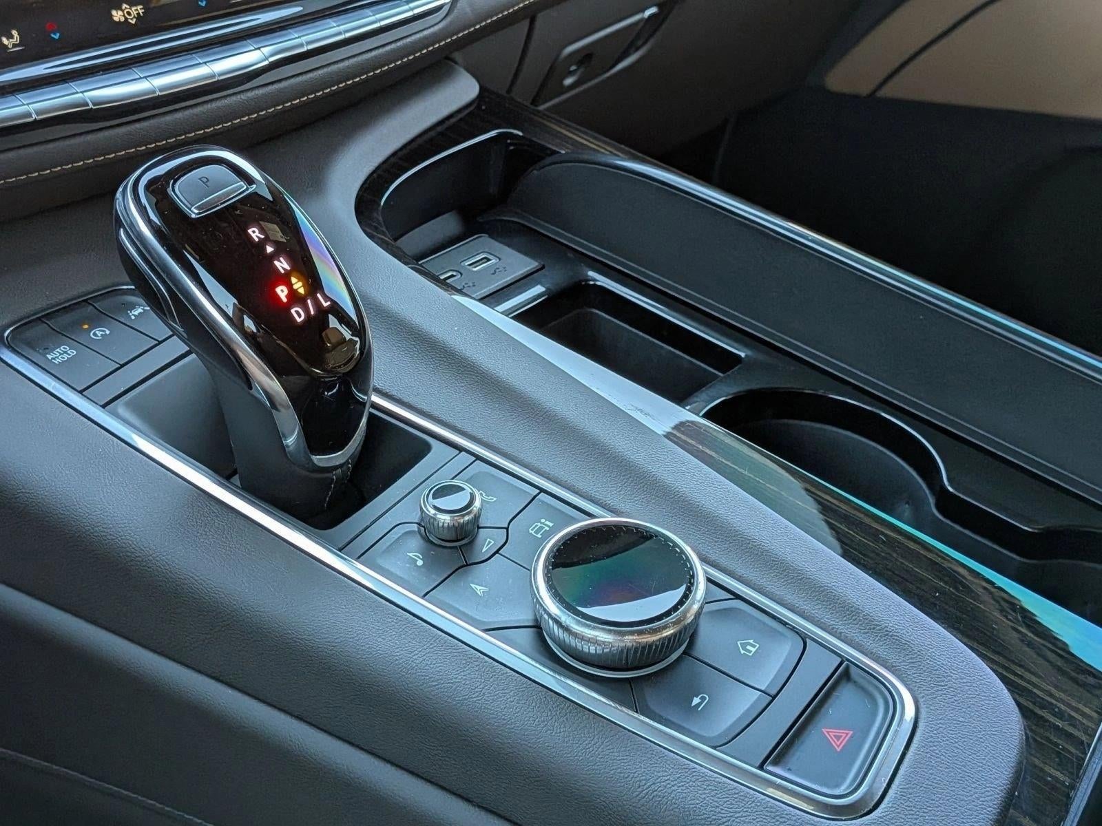 2022 Cadillac Escalade 4WD Premium Luxury