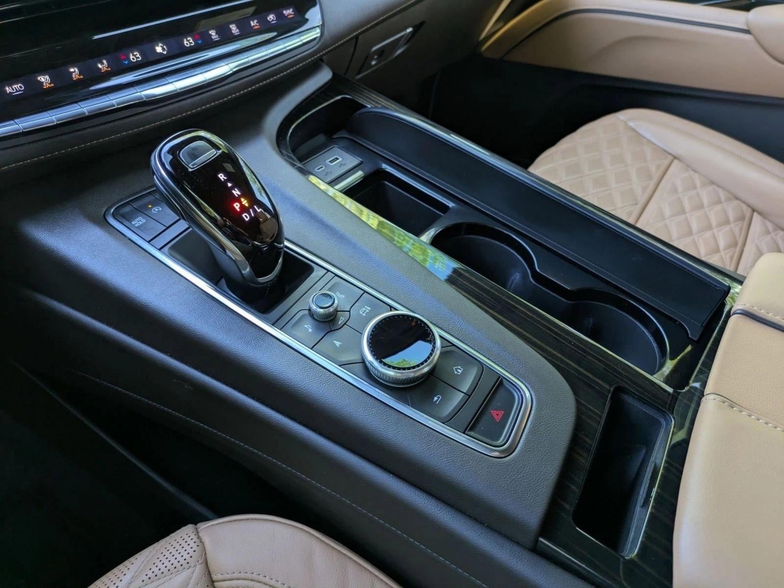 2024 Cadillac Escalade ESV 4WD Premium Luxury