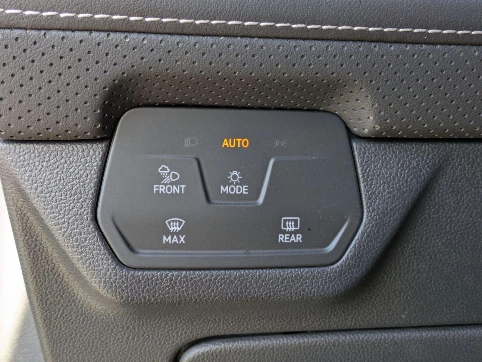 2025 Volkswagen Atlas 2.0T SE FWD
