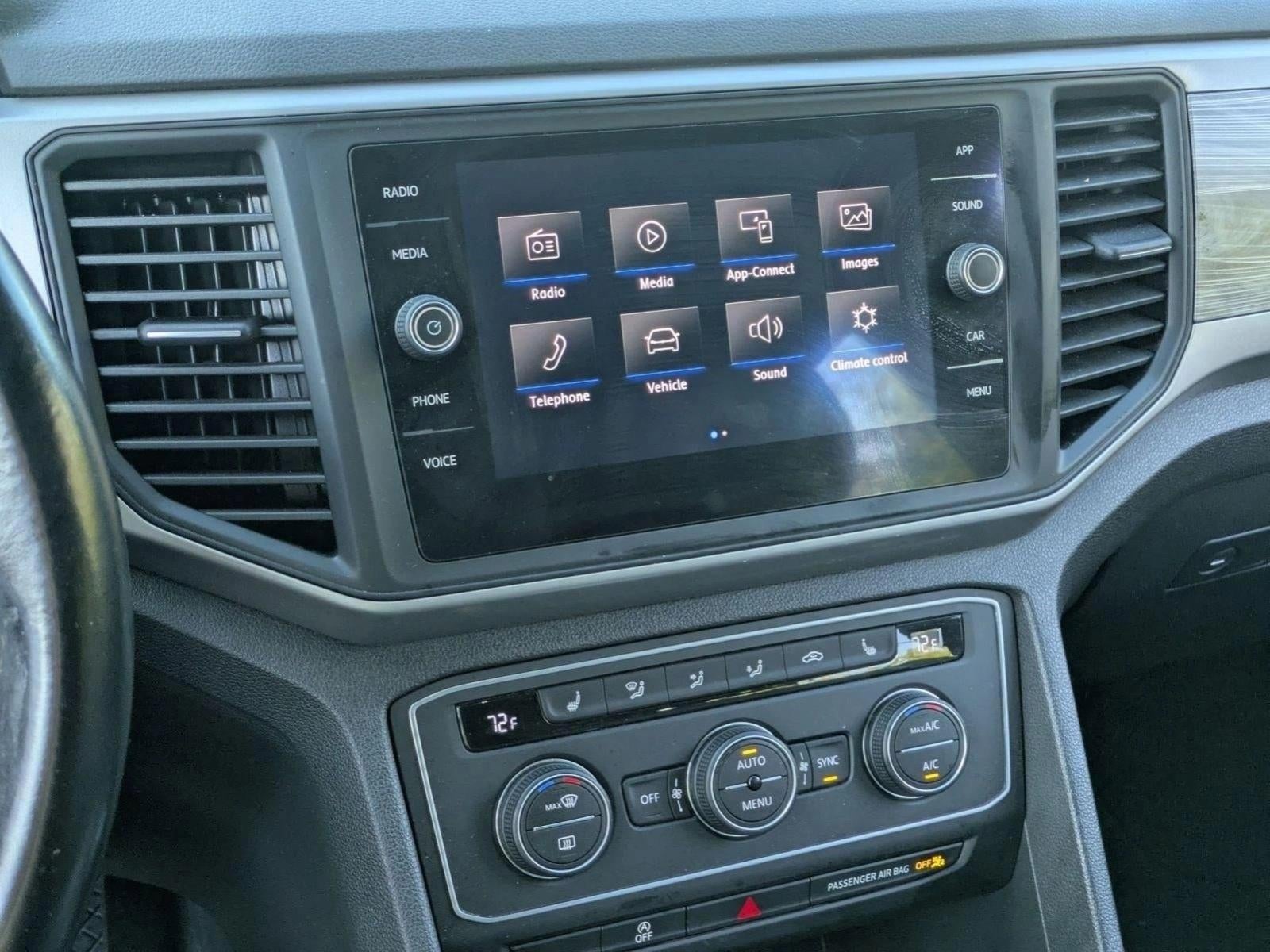 2020 Volkswagen Atlas Cross Sport 3.6L V6 SE w/Technology FWD