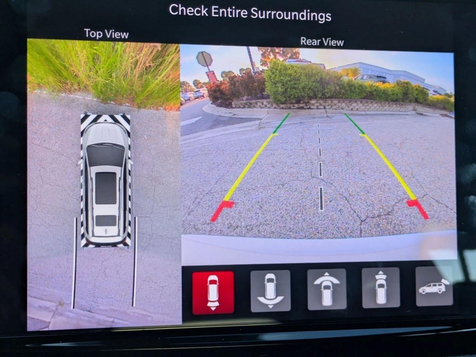 2024 Chrysler Pacifica Limited FWD