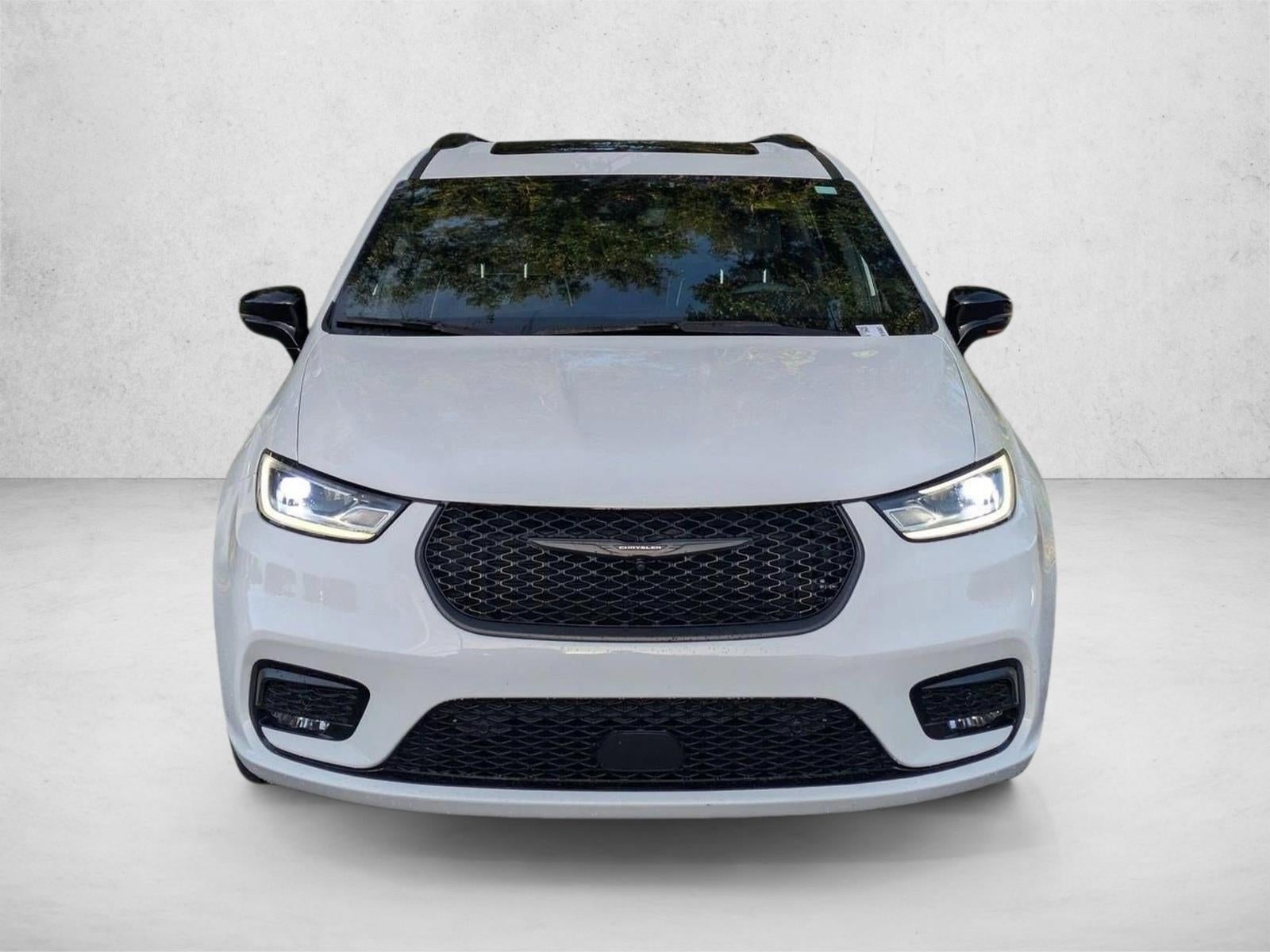 2024 Chrysler Pacifica Limited FWD