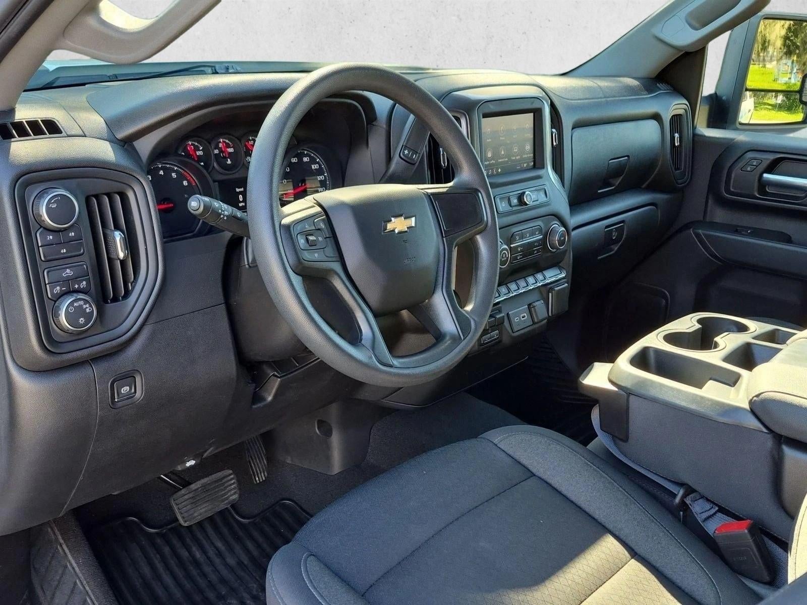 2024 Chevrolet Silverado 2500 HD Crew Cab Standard Box 4-Wheel Drive Custom