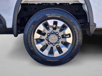 2024 Chevrolet Silverado 2500 HD Crew Cab Standard Box 4-Wheel Drive Custom