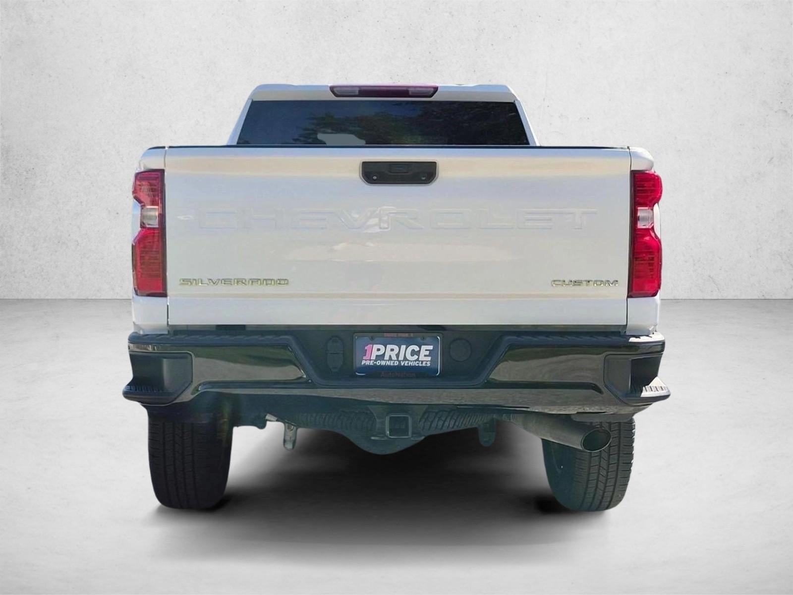 2024 Chevrolet Silverado 2500 HD Crew Cab Standard Box 4-Wheel Drive Custom