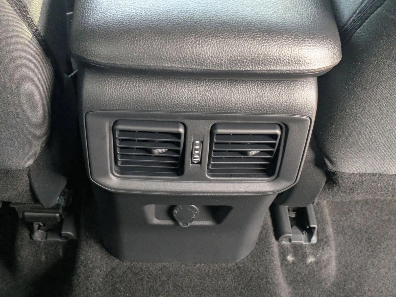 2022 Toyota RAV4 LE FWD (GS)