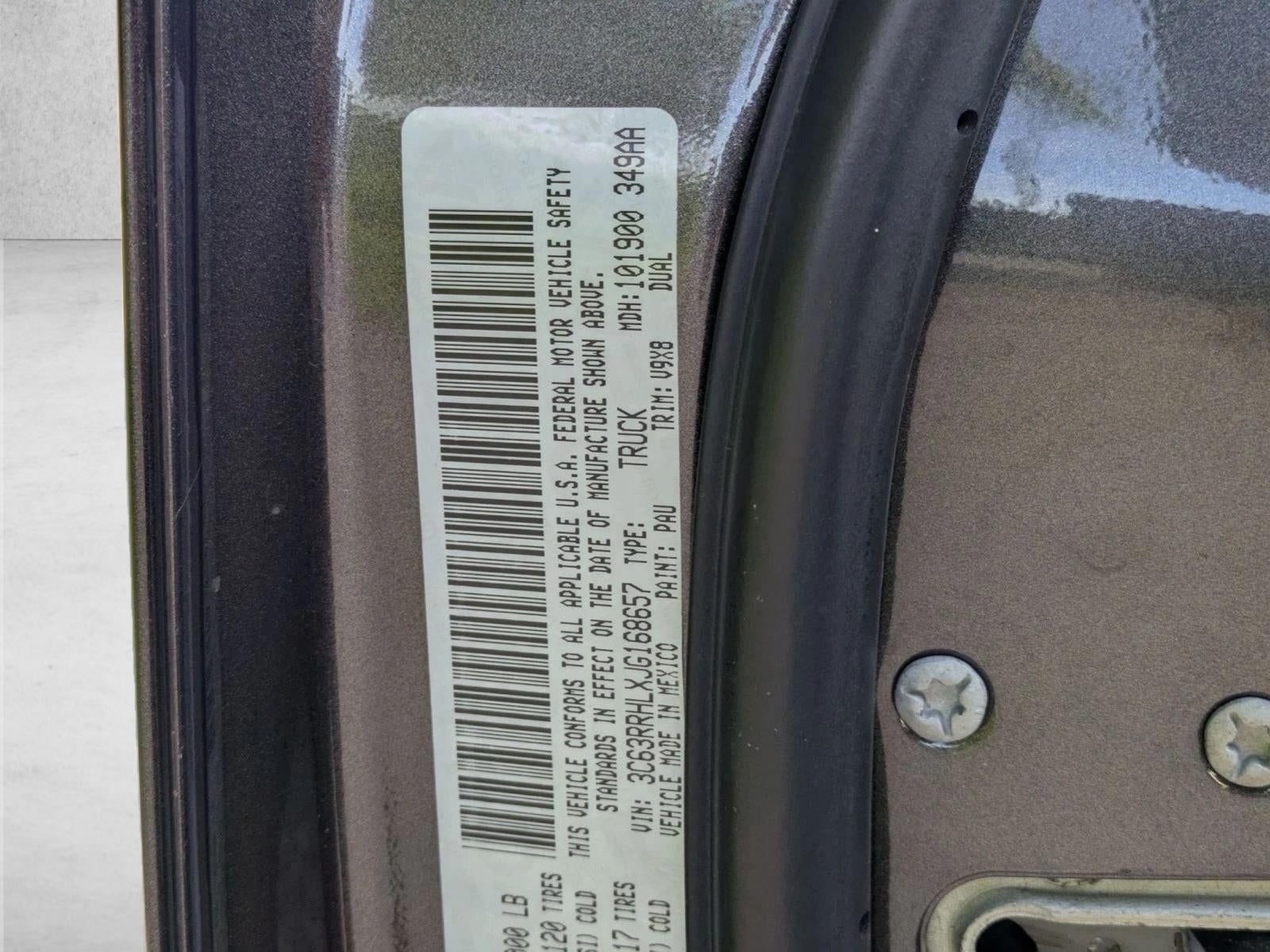 2018 RAM 3500 SLT 4x4 Crew Cab 8' Box