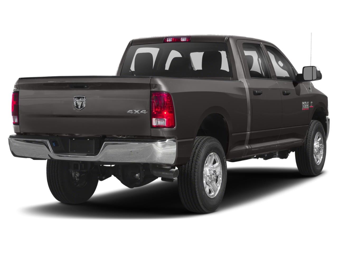 2018 RAM 3500 SLT 4x4 Crew Cab 8' Box