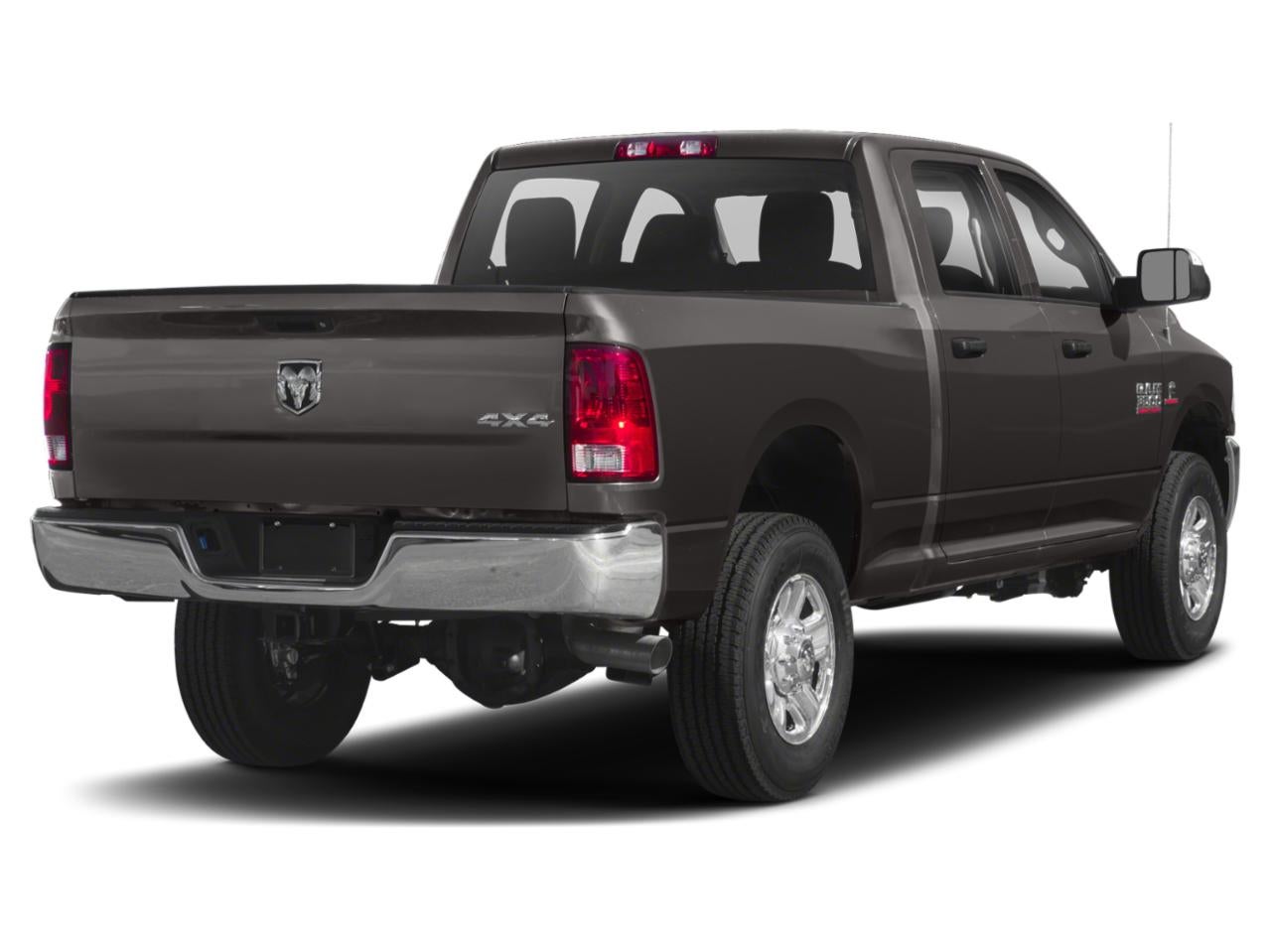 2018 RAM 3500 SLT 4x4 Crew Cab 8' Box