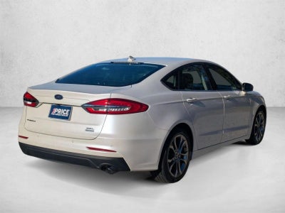 2020 Ford Fusion SEL FWD