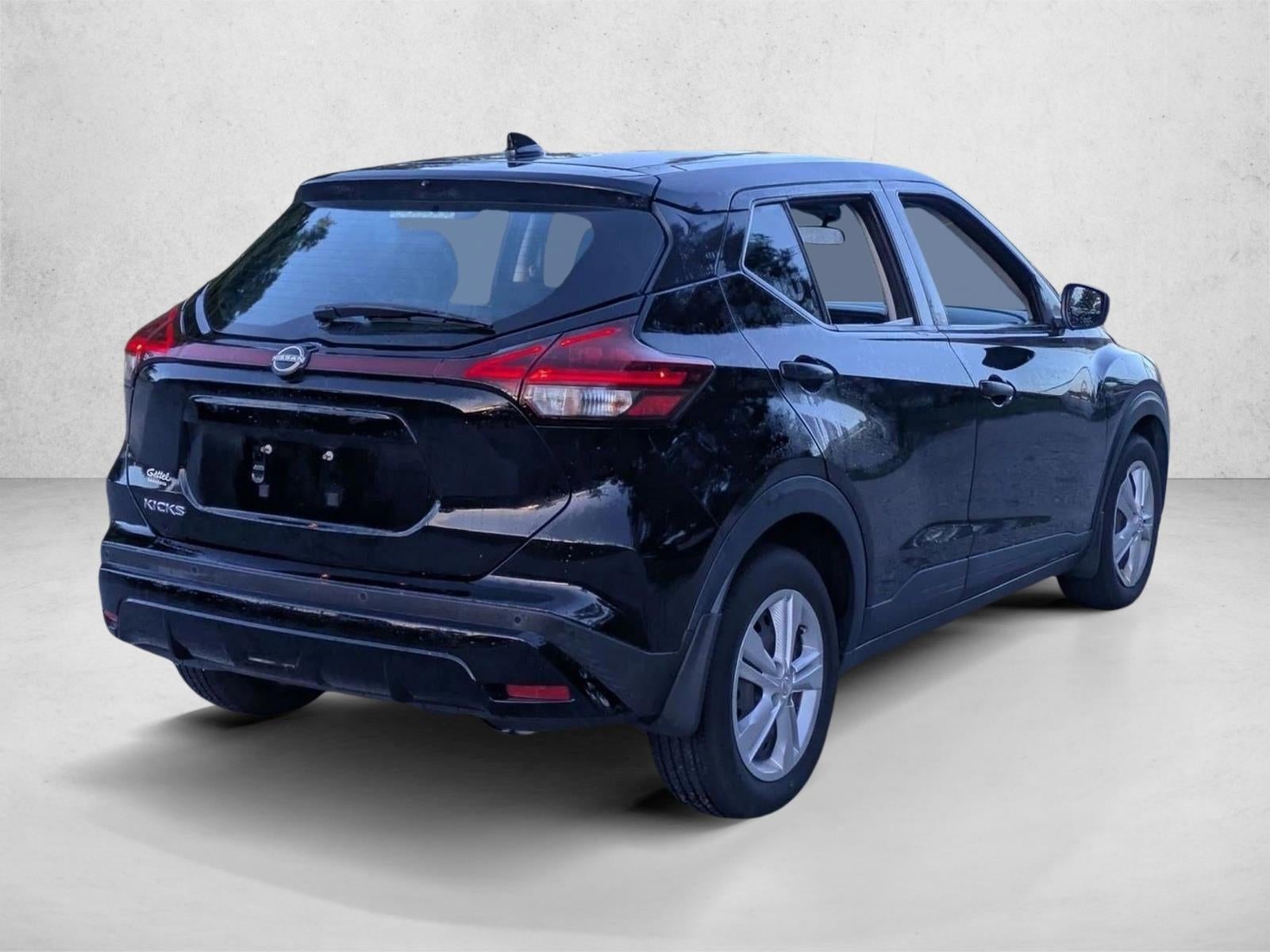 2023 Nissan Kicks S FWD