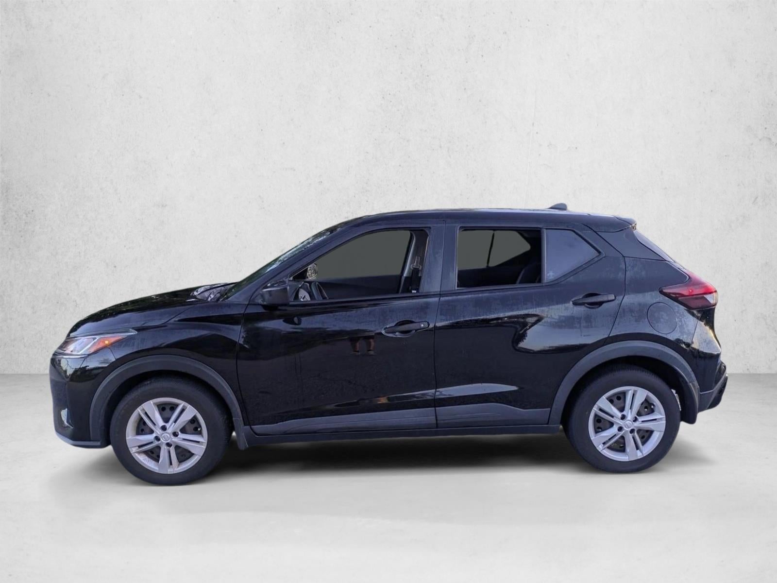 2023 Nissan Kicks S FWD