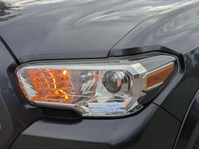 2022 Toyota Tacoma 4WD 4WD SR5 Double Cab 5' Bed V6 AT (Natl)