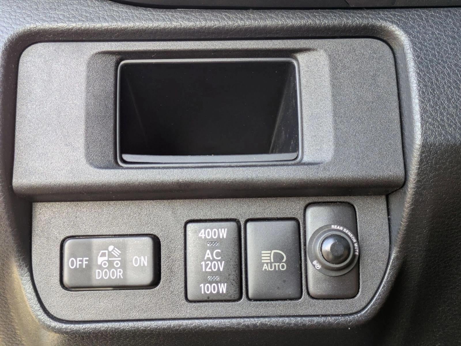 2019 Toyota Tacoma 4WD 4WD TRD Sport Double Cab 5' Bed V6 AT (Natl)