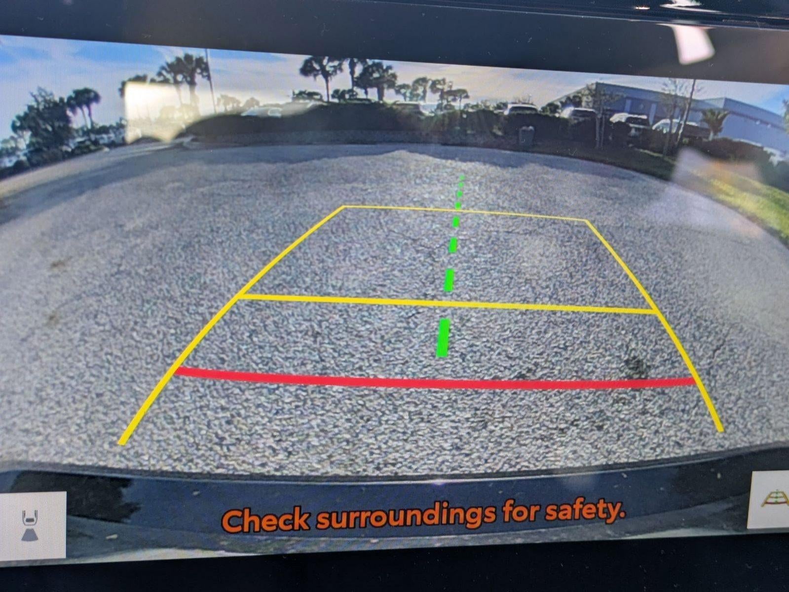 2025 Toyota Camry LE (SE)