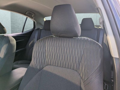2025 Toyota Camry LE (SE)
