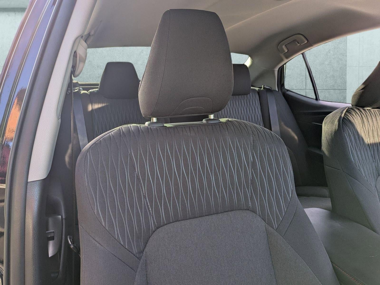 2025 Toyota Camry LE (SE)