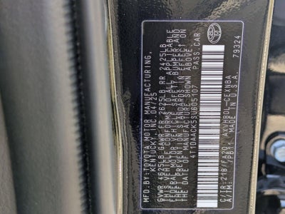 2025 Toyota Camry LE (SE)