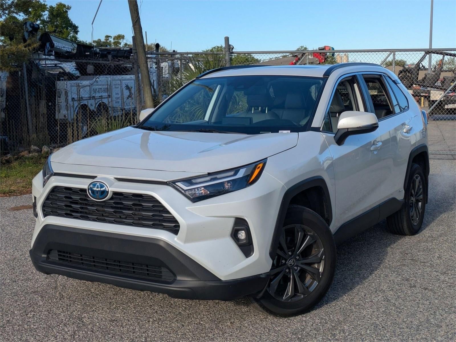 2024 Toyota RAV4 Hybrid XLE Premium AWD (Natl)