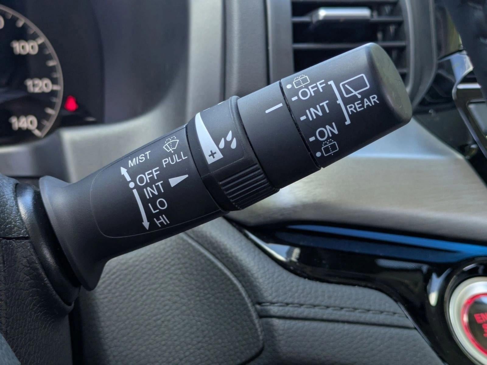 2025 Honda Odyssey Touring Auto
