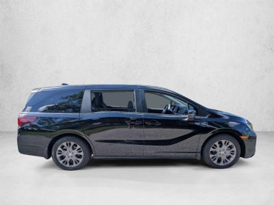 2025 Honda Odyssey Touring Auto