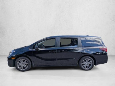2025 Honda Odyssey Touring Auto