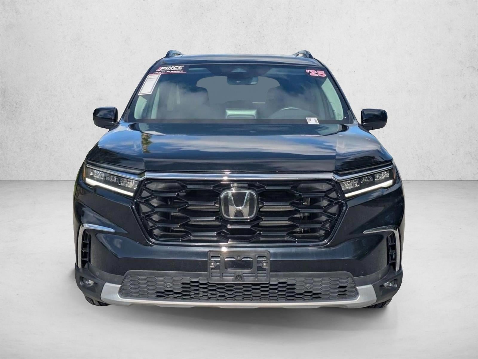 2025 Honda Pilot Touring 2WD