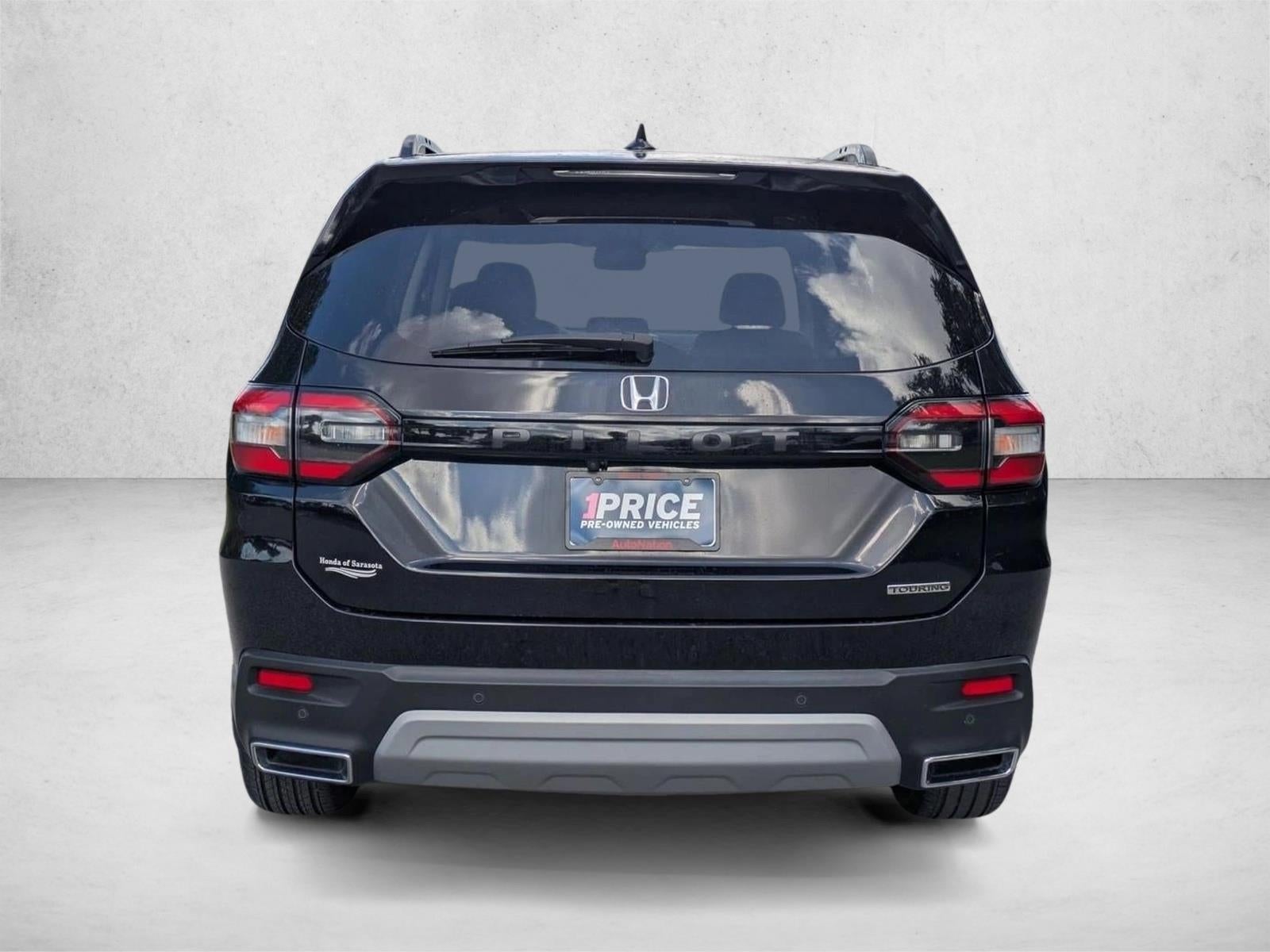 2025 Honda Pilot Touring 2WD
